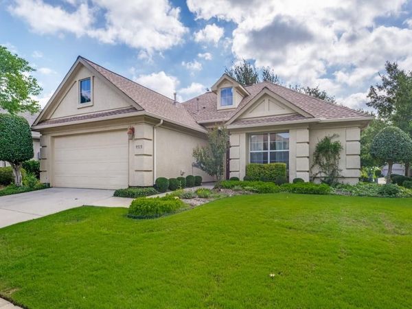 9513 Trailwood Drive , Denton, TX 76207