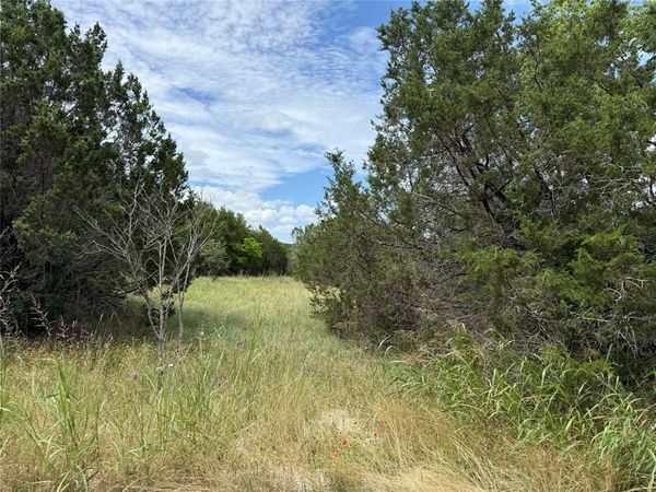 1451 Lakeview Court , Cleburne, TX 76033