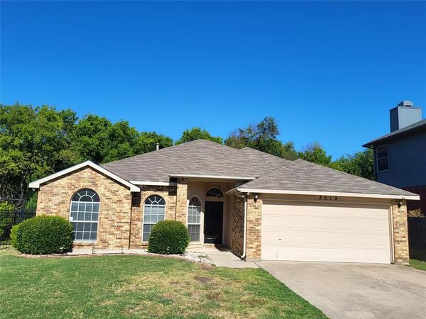3519 Daisy Lane, Grand Prairie, TX 75052
