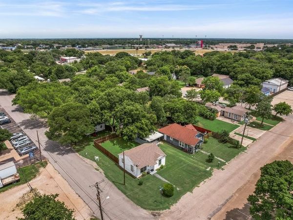 203 Wilson Street, Cedar Hill, TX 75104