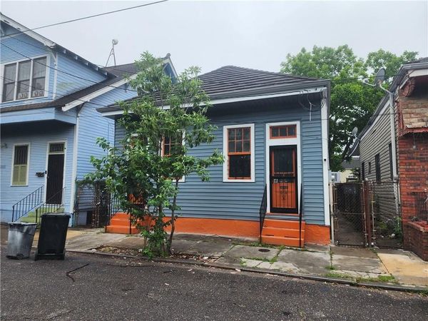 1134 FRENCHMAN Street , New Orleans, LA 70124