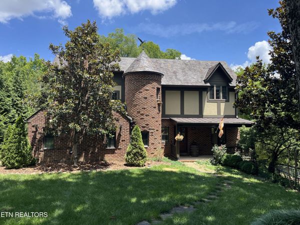 516 Scenic Drive, Knoxville, TN 37919