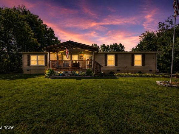 2718 Mynatt Rd, Knoxville, TN 37918