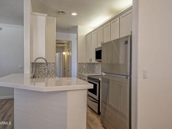 2992 N MILLER Road, Unit 211A, Scottsdale, AZ 85251