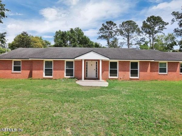 11707 VILLAGE Lane, Jacksonville, FL 32223