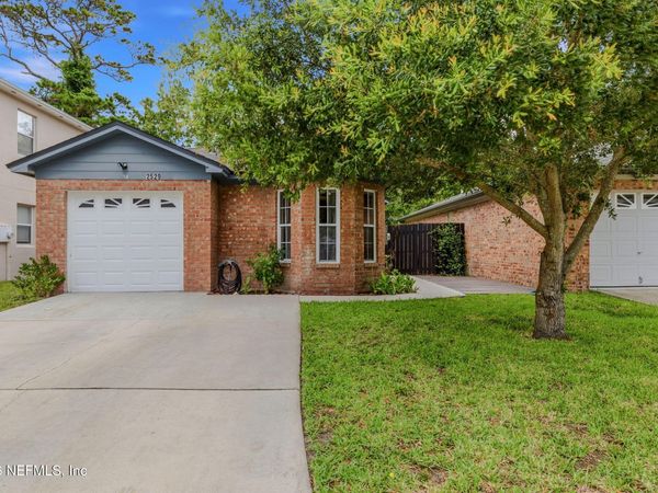 2529 AMERICAS CUP Circle E, Atlantic Beach, FL 32233