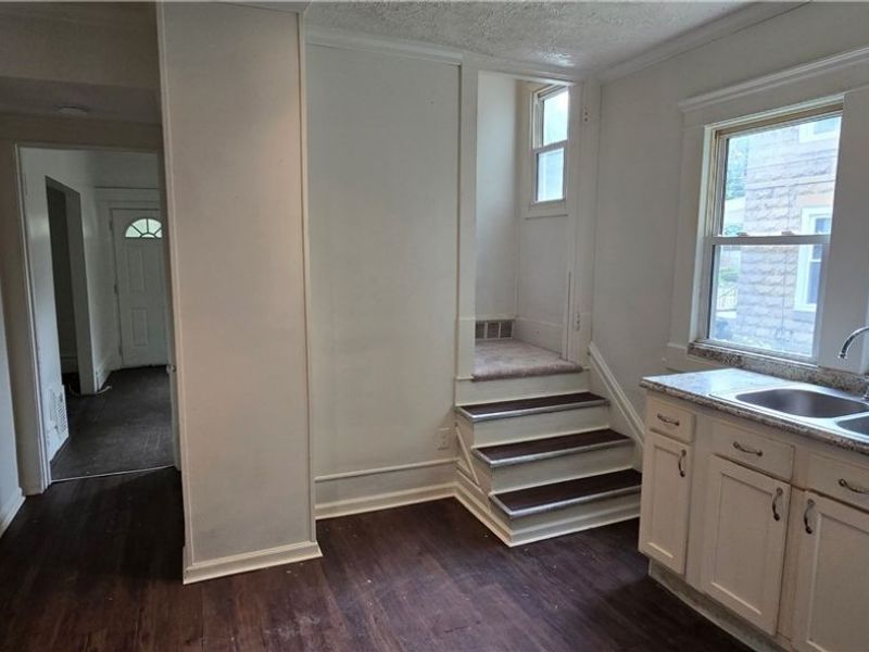 700 Carpenter Street , Akron, OH 44310 Photo 17