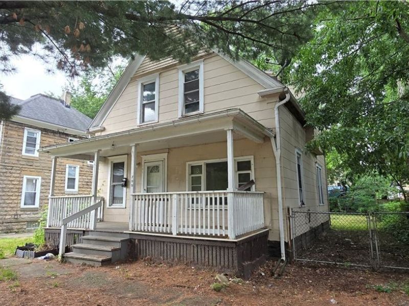 700 Carpenter Street , Akron, OH 44310 Photo 3