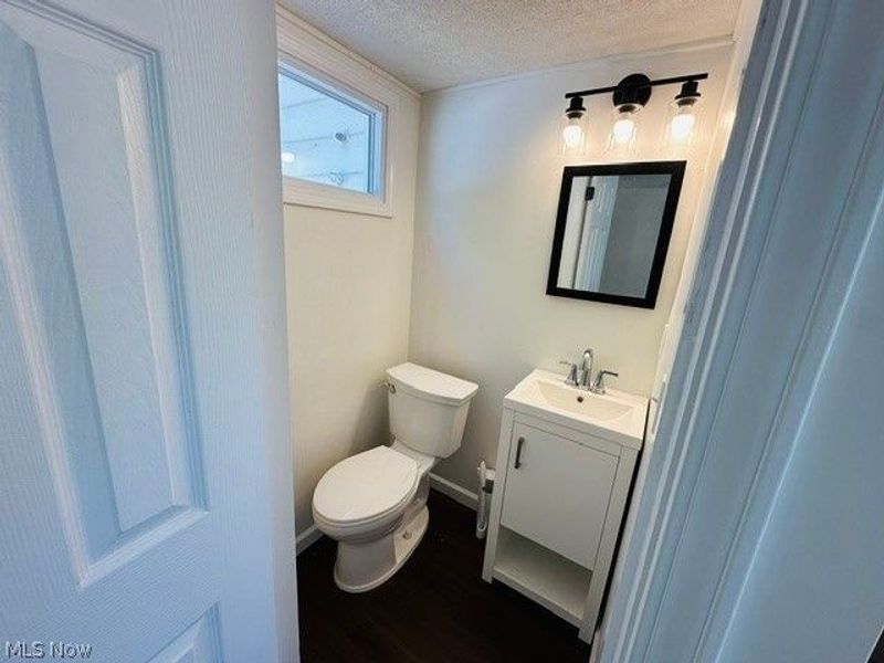 311 E 241st Street E, Euclid, OH 44123 Photo 10
