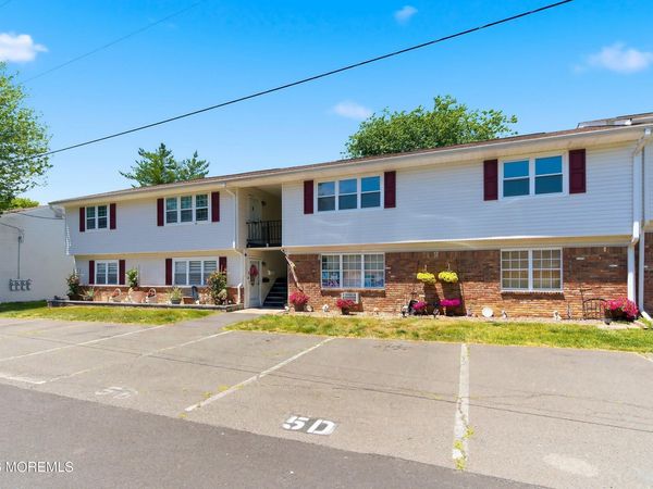 5 Pennsylvania Drive, Unit 454 #D, Matawan, NJ 07747