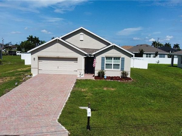 328 SW 24th PL, CAPE CORAL, FL 33991