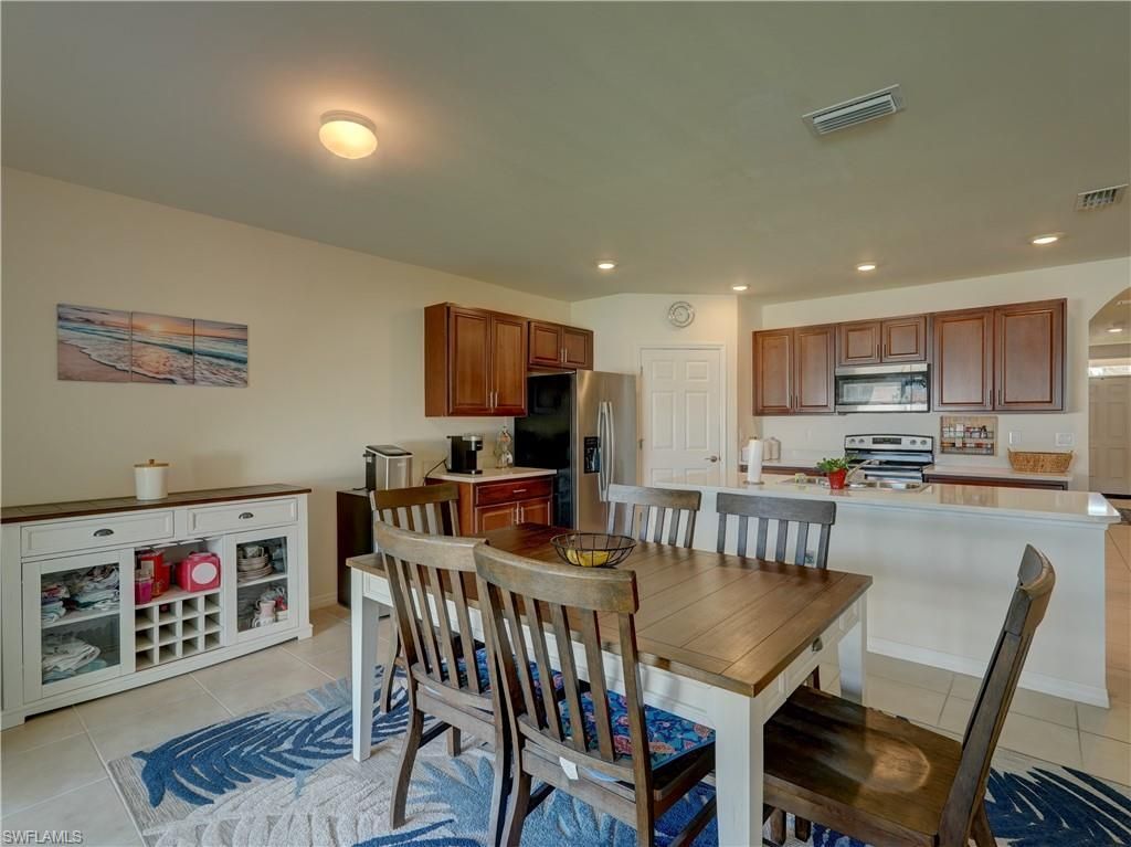 328 SW 24th Pl, Cape Coral, FL 33991 Photo
