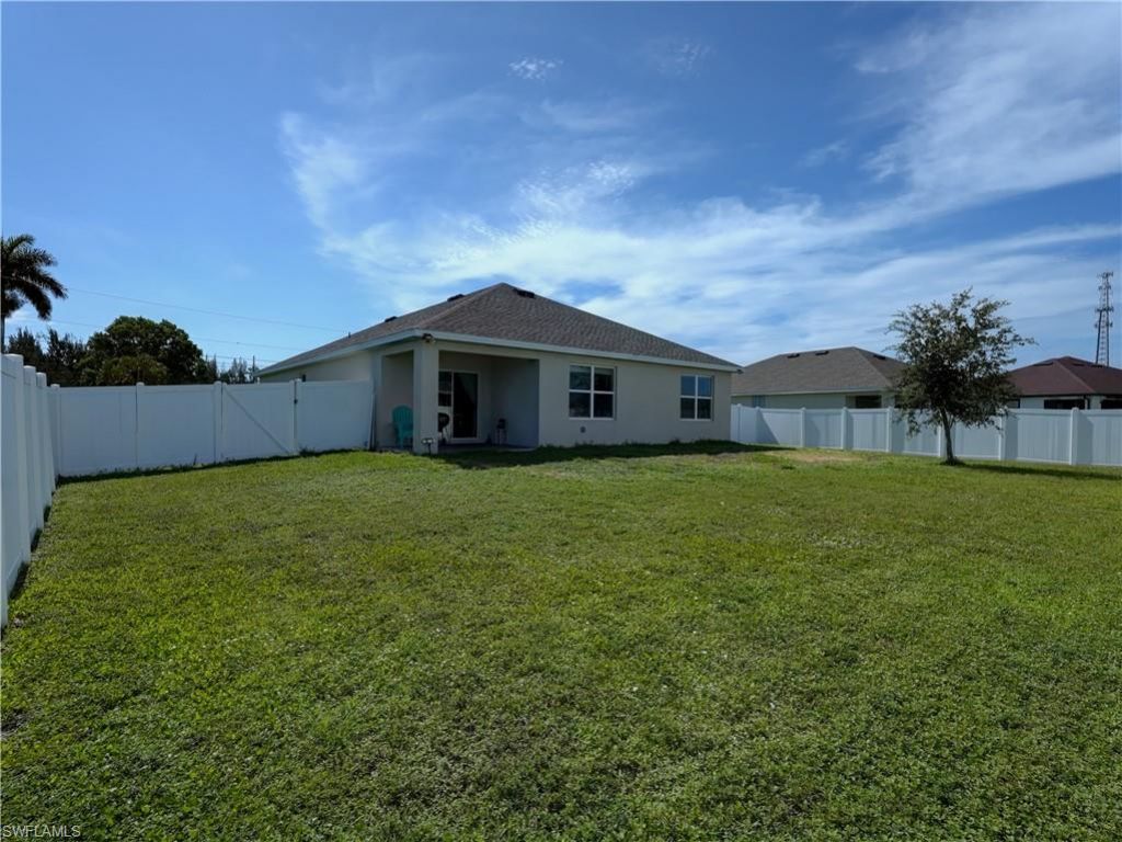 328 SW 24th Pl, Cape Coral, FL 33991 Photo