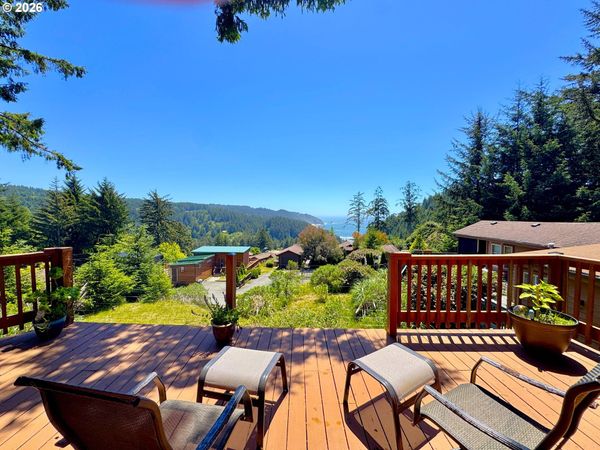 19921 WHALESHEAD RD, Unit U25, Brookings, OR 97415