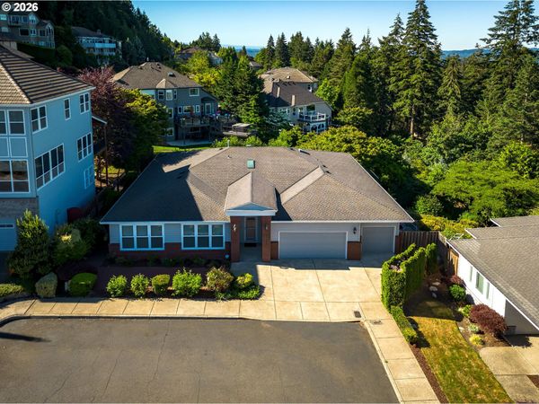 10190 SE WYNDHAM WAY, Happy Valley, OR 97086