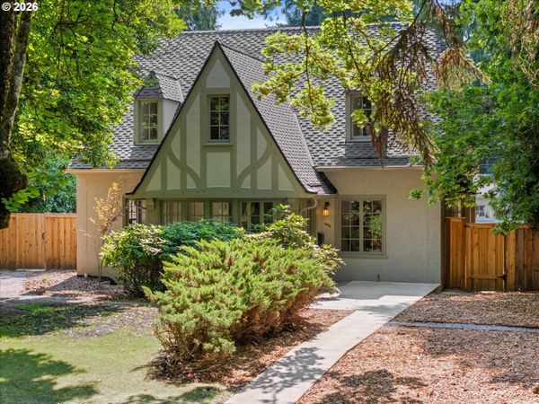 604 SE ANDOVER PL, Portland, OR 97202