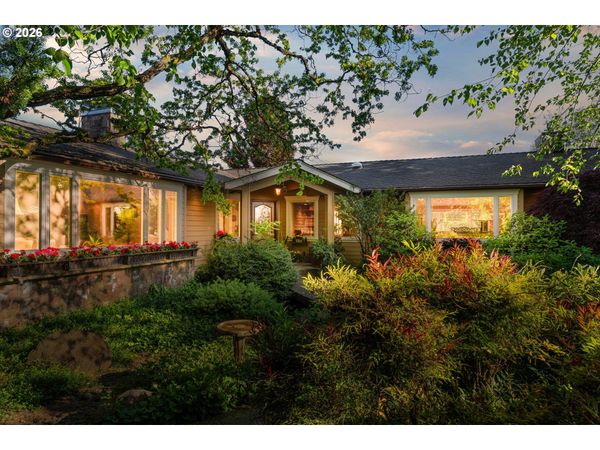 18000 NE Ribbon Ridge RD, Newberg, OR 97132