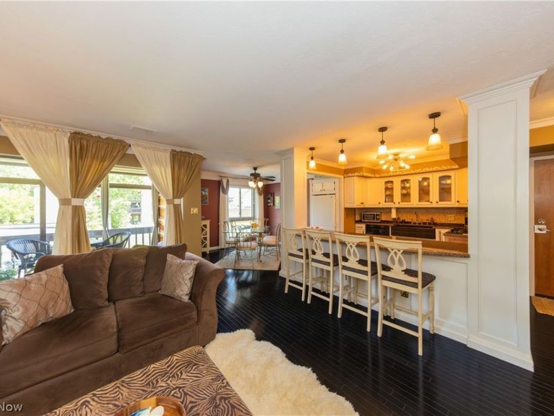 1115 Canyon View Road, Unit 103, Sagamore Hills, OH 44067 Photo 10