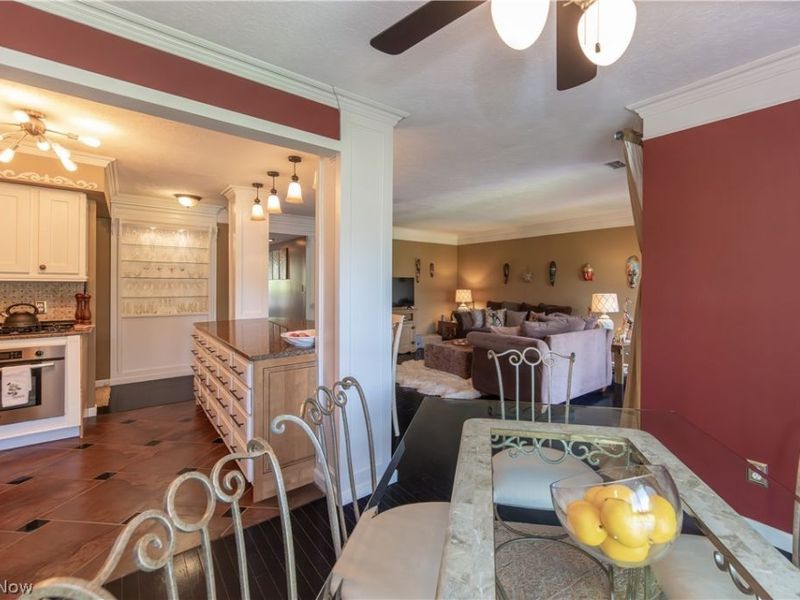 1115 Canyon View Road, Unit 103, Sagamore Hills, OH 44067 Photo 6
