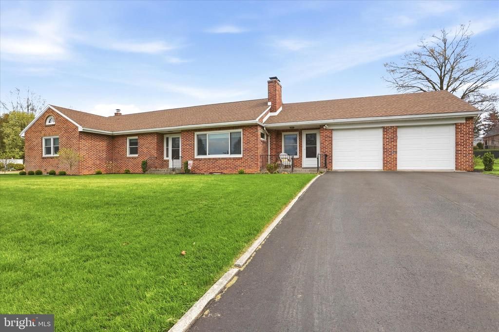 630 CHARLES STREET, SHIPPENSBURG, PA 17257