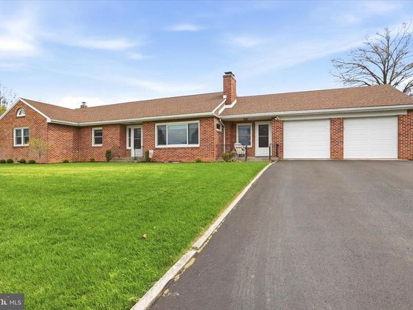 630 CHARLES STREET, SHIPPENSBURG, PA 17257