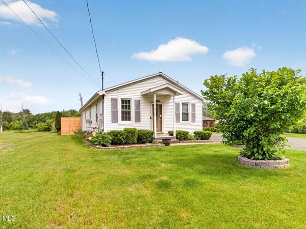 14 Renas Drive, Cohoes, NY 12047