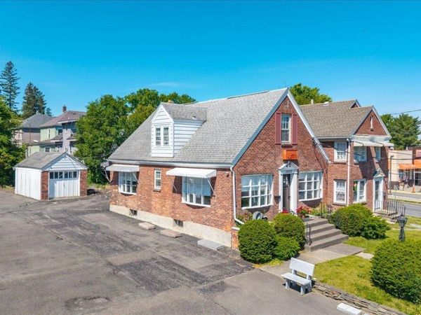 1032 Central Avenue, Albany, NY 12205