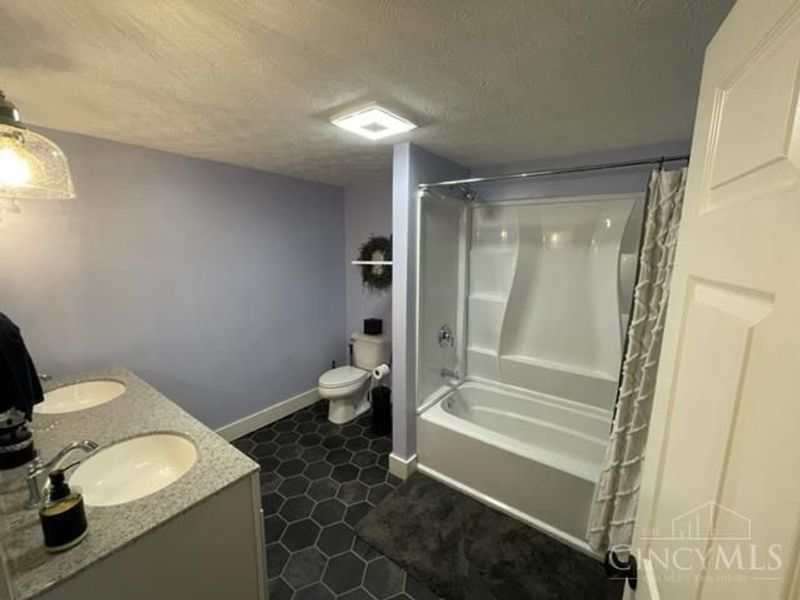29 E Ruby Avenue, Wilmington, OH 45177 Photo 9