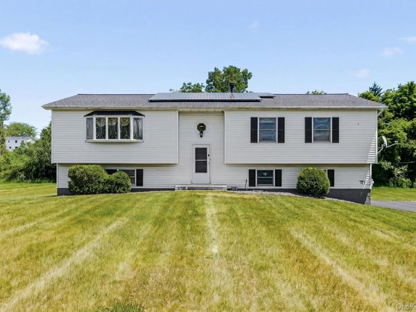 33 Dunn , Poughquag, NY 12570
