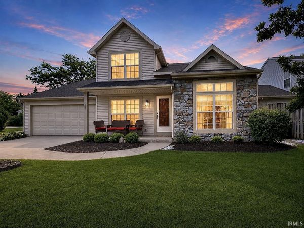5746 Thornbriar Lane, Fort Wayne, IN 46835