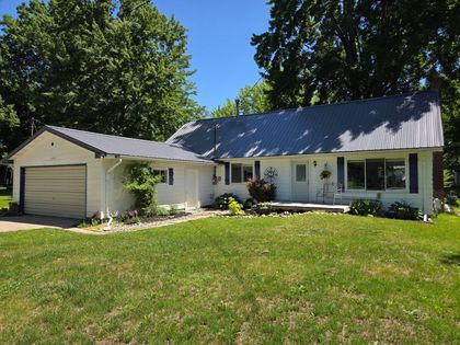 11482 Lakeshore Drive Lakeview, MI 48850