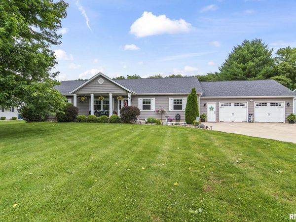 49 ASPEN Road, Pleasant Plains, IL 62677