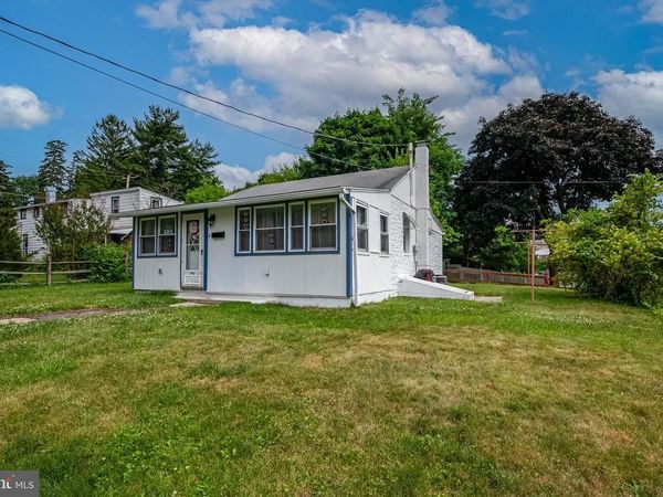 1904 ELIZABETH AVENUE, READING, PA 19605