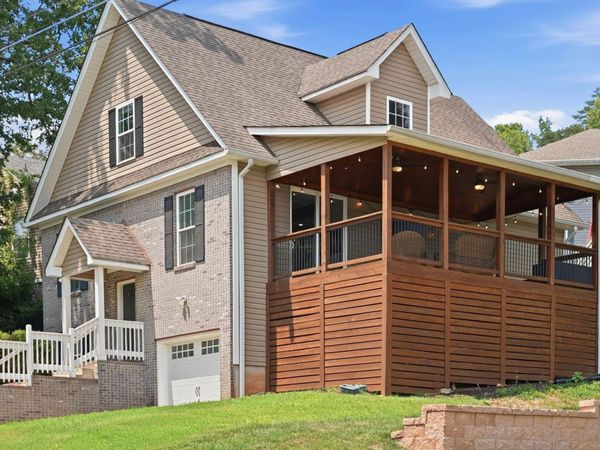 323 Pine Ridge Road, Chattanooga, TN 37405