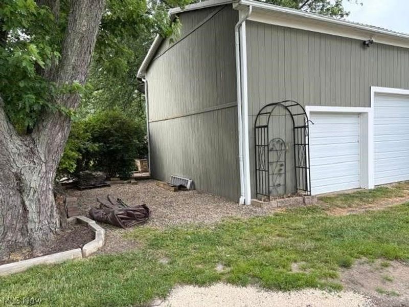 8385 Paris Avenue , Louisville, OH 44641 Photo 23