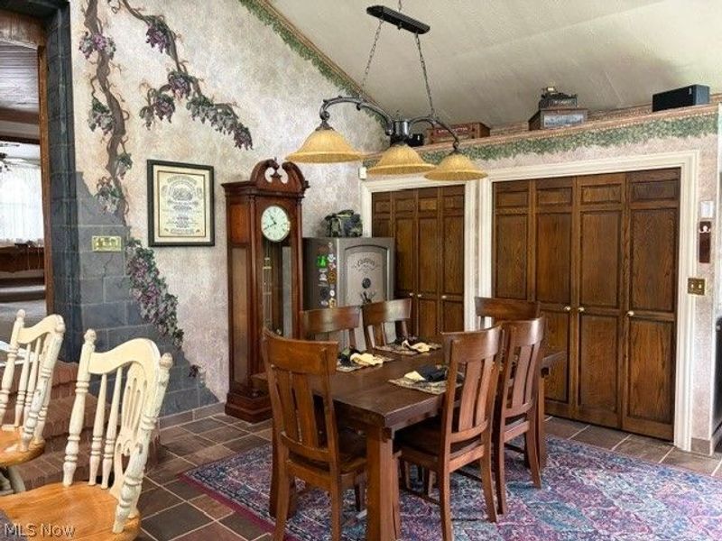 8385 Paris Avenue , Louisville, OH 44641 Photo 9