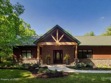 387 S Main Road, Mountain Top, PA 18707