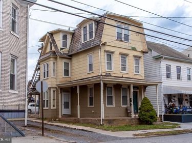 37 S 13TH STREET, Unit APT 3, EASTON, PA 18042
