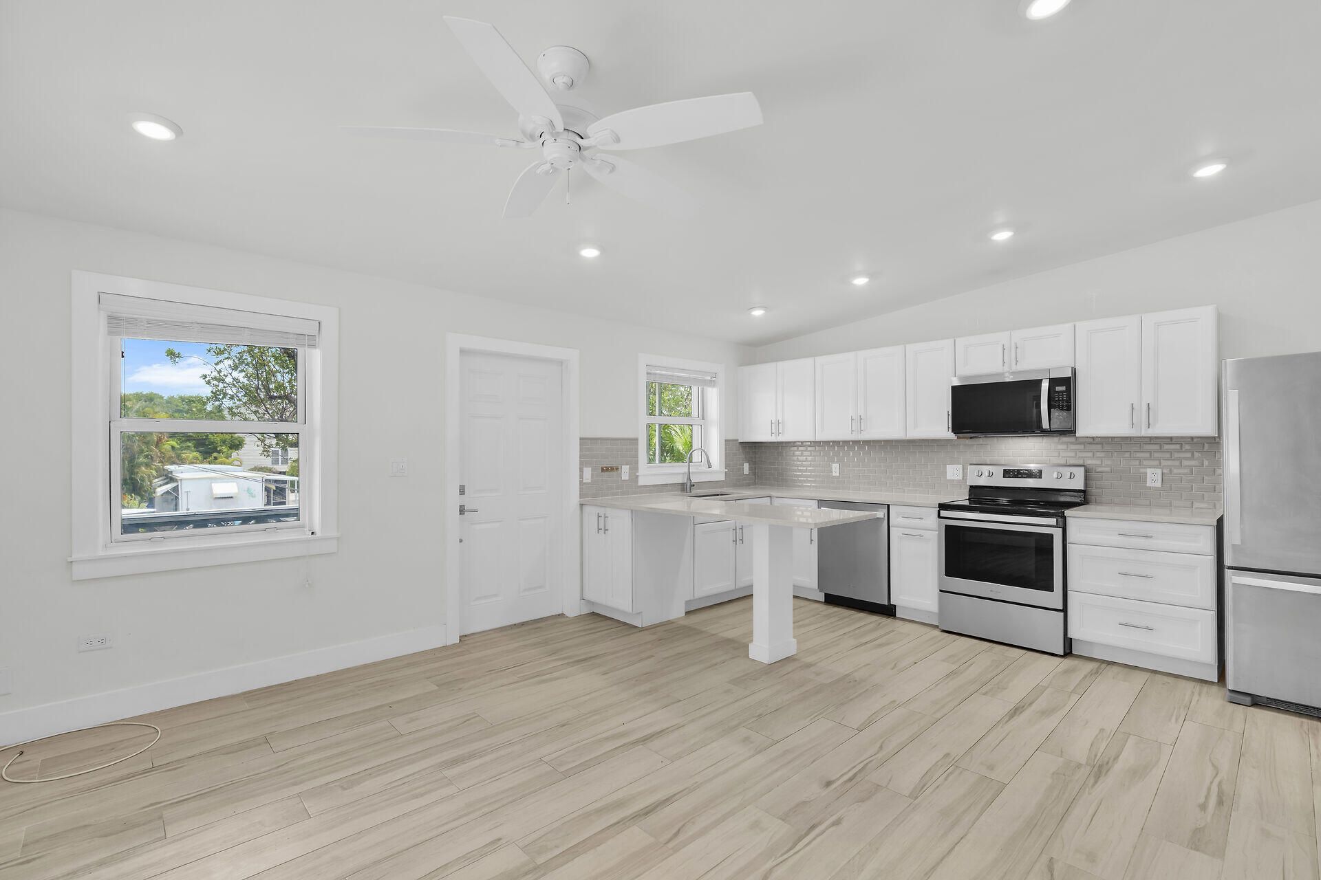127 & 121 Monroe Drive, Unit 1-3, Tavernier, FL 33070 Photo