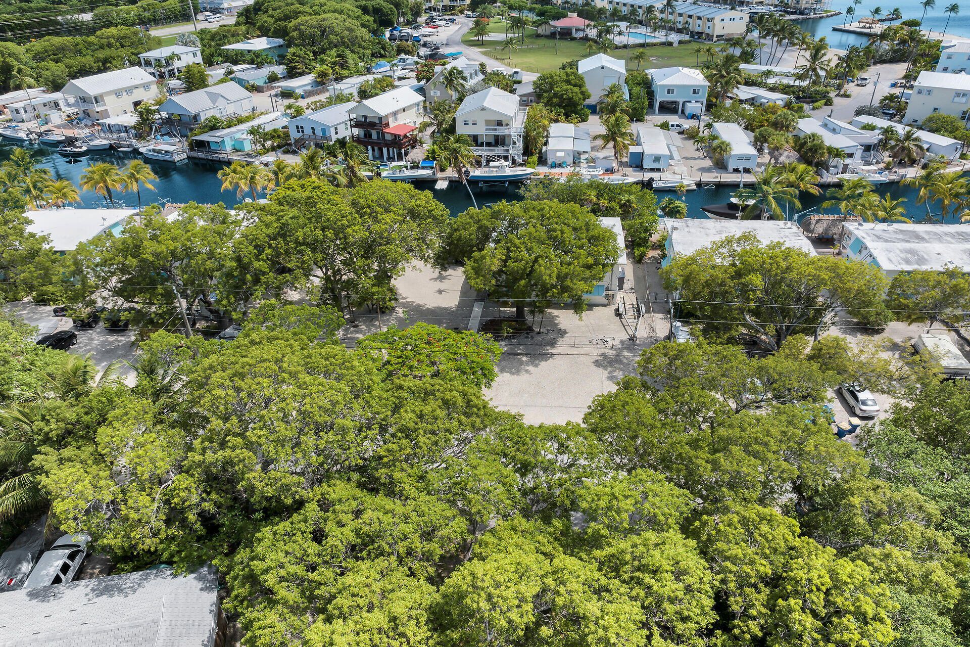 127 & 121 Monroe Drive, Unit 1-3, Tavernier, FL 33070 Photo