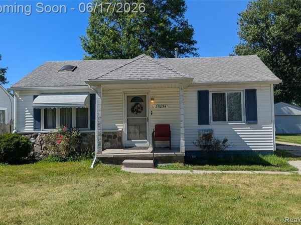 35054 Glen Street, Westland, MI 48186