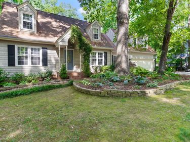 8116 Brookwood Court, Raleigh, NC 27613