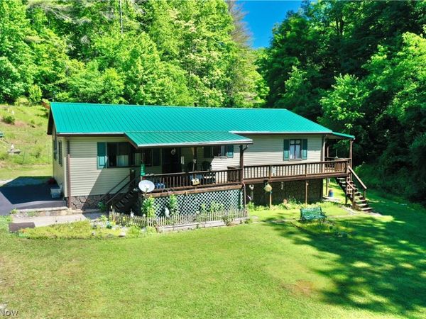 190 Lazy Run Road, Millstone, WV 25261