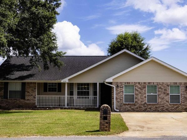 2391 Devine Farm Rd, Cantonment, FL 32533