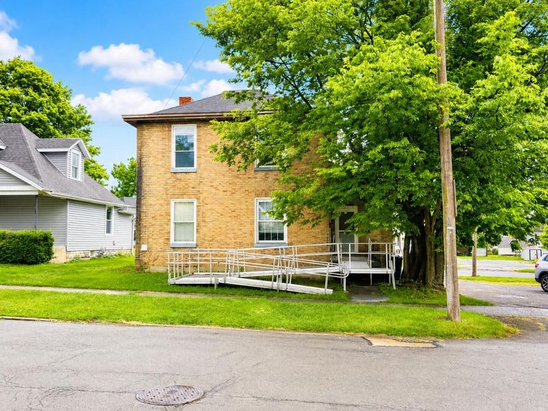 500 E Chillicothe Avenue, Bellefontaine, OH 43311 Photo 2