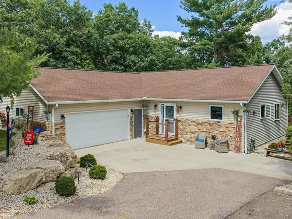 S1272 Lost Oaks Court, Wisconsin Dells, WI 53965