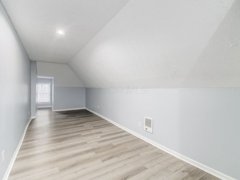 368 N Garfield Avenue , Unit 370, Columbus, OH 43203 Photo 18
