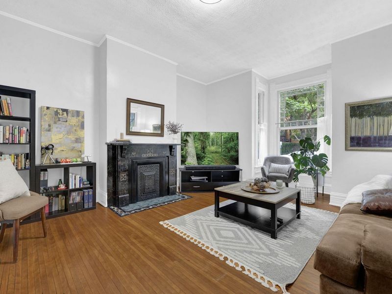 1345 Dennison Avenue, Columbus, OH 43201 Photo 8