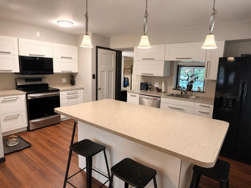 1238 Francisco Road , Columbus, OH 43220 Photo 3