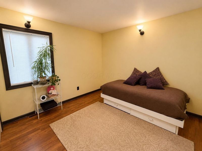 1238 Francisco Road , Columbus, OH 43220 Photo 7